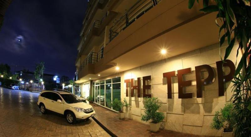 The Tepp Aparthotel Бангкок Экстерьер фото