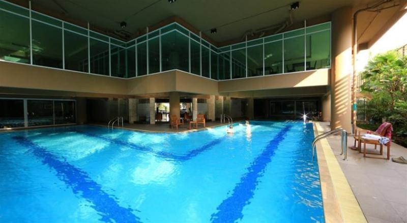 The Tepp Aparthotel Бангкок Экстерьер фото